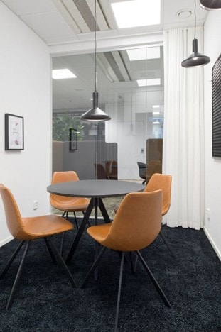 SM Networks, commercial interior view 9.
